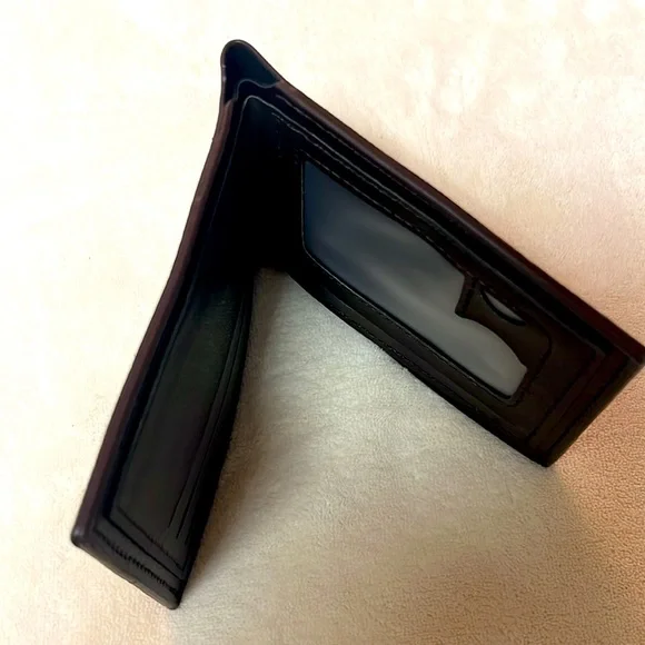 NWOT Jiangbao Men’s Brown Leather Wallet With Embossed Eagle - Picture 5 of 7